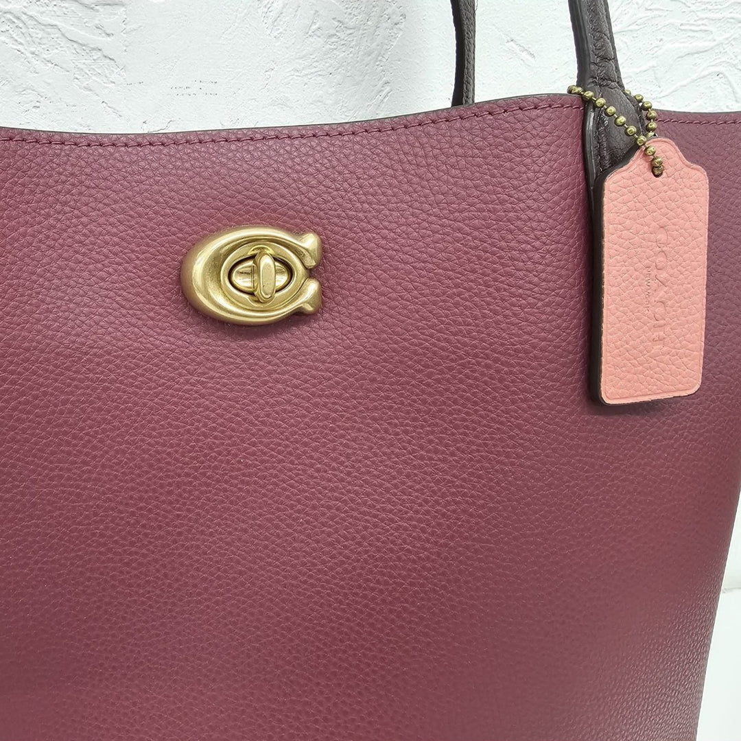 Pre Loved Coach Willow Large Leather Tote Bag in Pebbled Cherry.