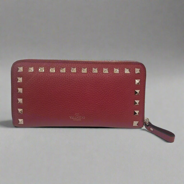 Pre Loved Valentino Rockstud large wallet