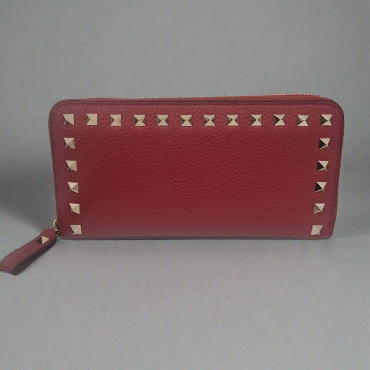 Pre Loved Valentino Rockstud large wallet